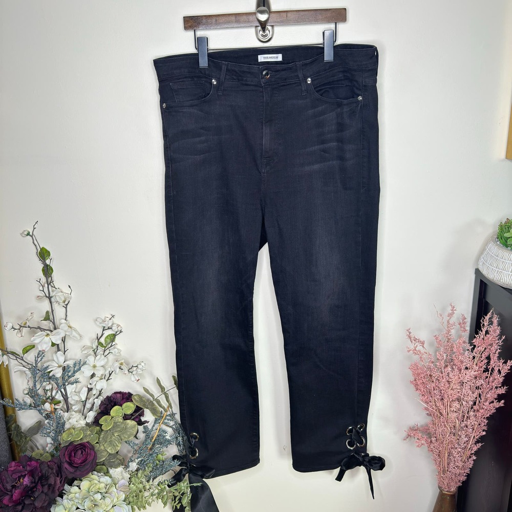 Good American Black Skinny Jeans with Ankle Bow - Picture 2 of 5